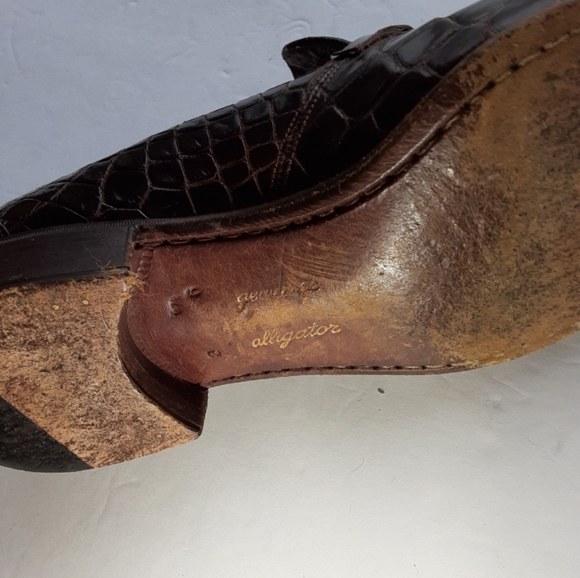 Genuine Hand Made Alligator Men's Shoes - Picture 5 of 8